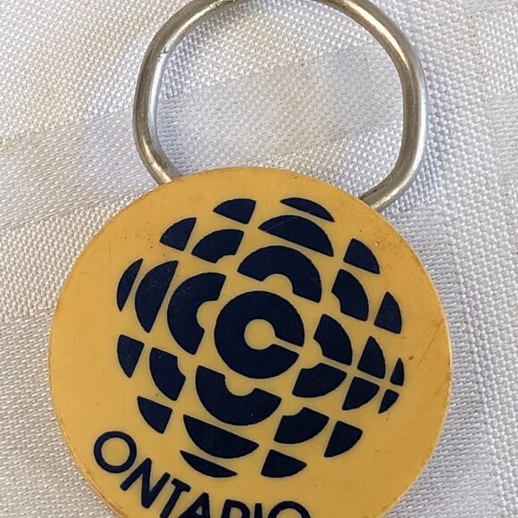 CBC SPORTS TV CHANNEL ADVERTISING KEYCHAIN VINTAGE CANADA CANADIAN BROADCAST - Picture 8 of 8